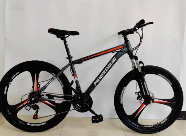 Spokeless 18 speed mountain bike size 26"
